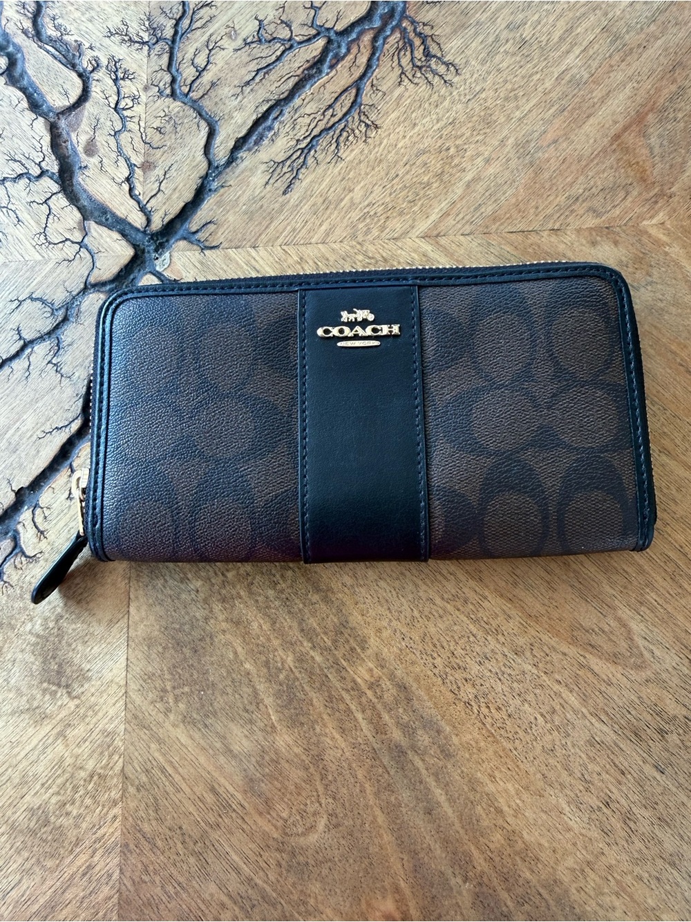 Coach Long Zip Around Women's Wallet In Signature Canvas Brown/Black